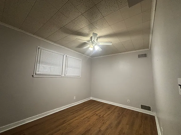 1408 University Ave — Photo 2