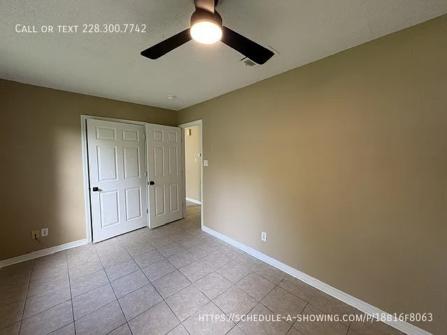 2414 34th Ave — Photo 6