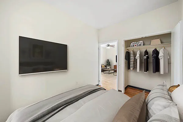 Rented by Vector New York, LLC | media 6