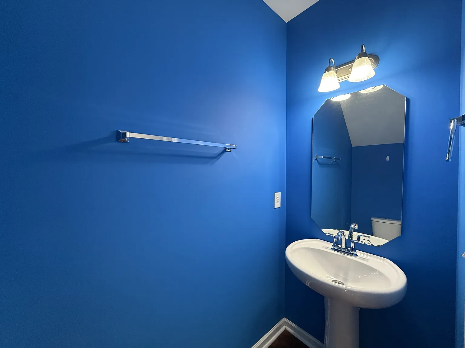 4018 Lady Slipper Lane - 1 — Photo 2