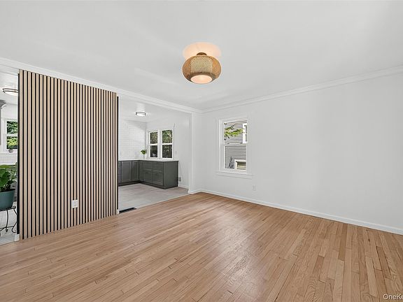 5th image of 19 Randall Terrace