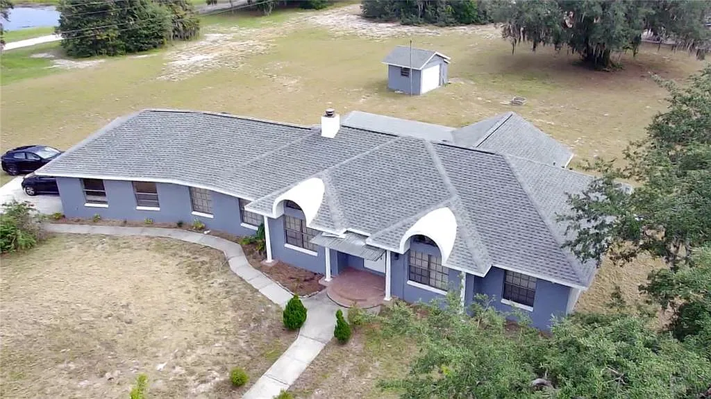 4 bed, 3.0 bath, 2485 sqft, $3,500 — Photo 1