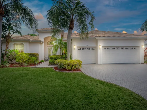 2229 SE Stonehaven Road, Port St Lucie, FL 34952