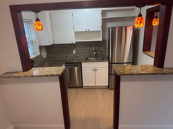 3rd image of 2520 32nd Ave W #107