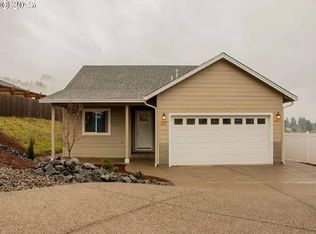 661 Brooks Loop, Sutherlin, OR 97479