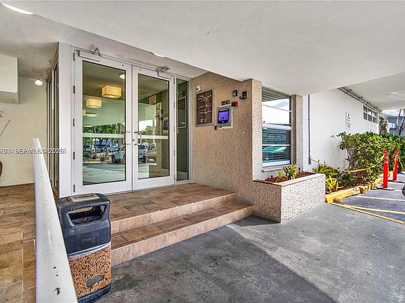 4th image of 13155 Ixora Ct APT 311