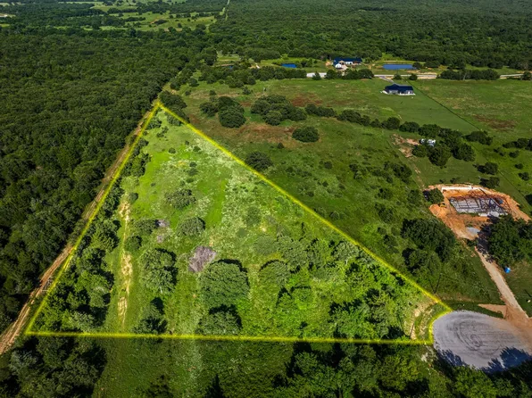 354 Trailride Ln, Nocona, TX 76255
