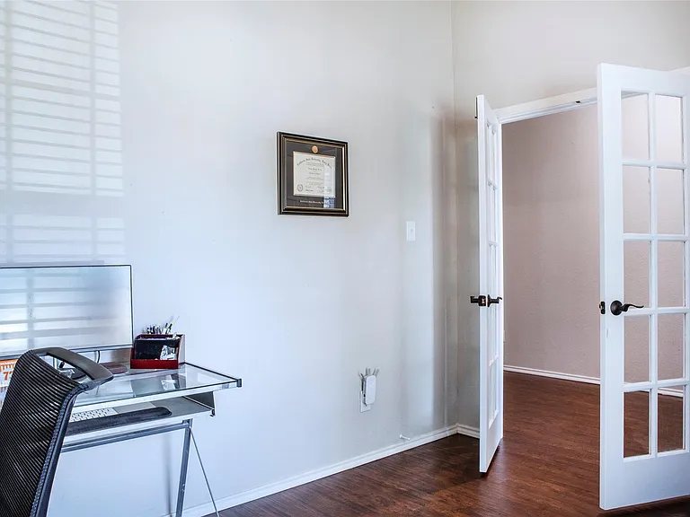 1796 Barton Springs Dr — Photo 8