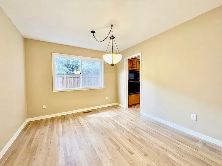 17147 Warren Ct — Photo 9