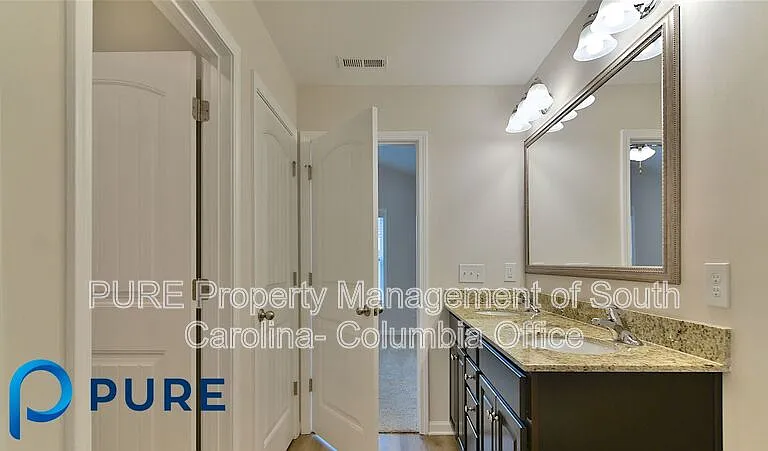44 Bayberry Ct — Photo 25