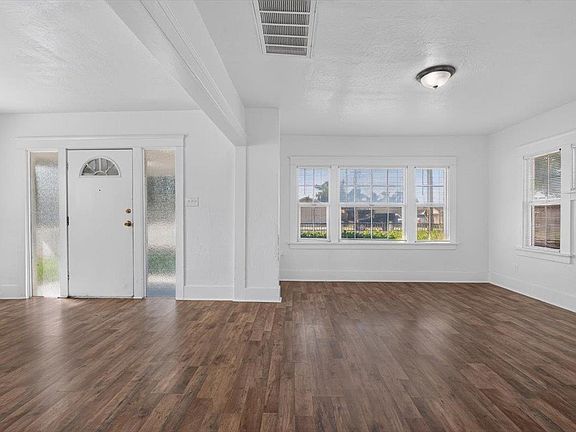5th image of 530 E G St
