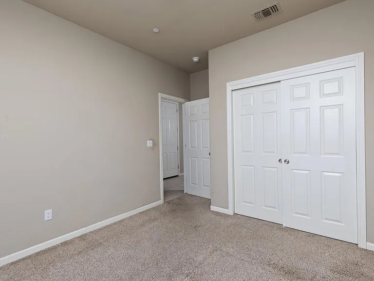 3720 Griffith Ave — Photo 13