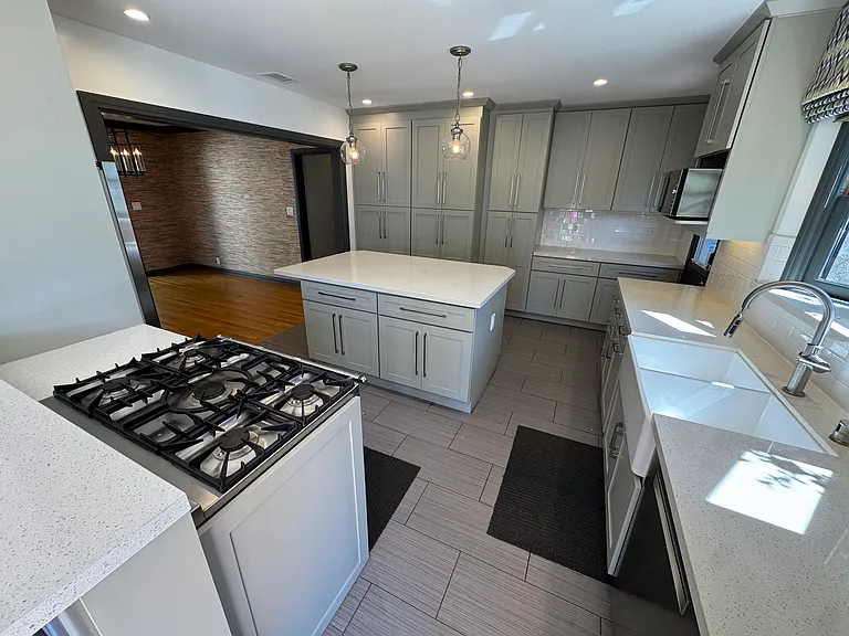 222 Saint Joseph Ave — Photo 8