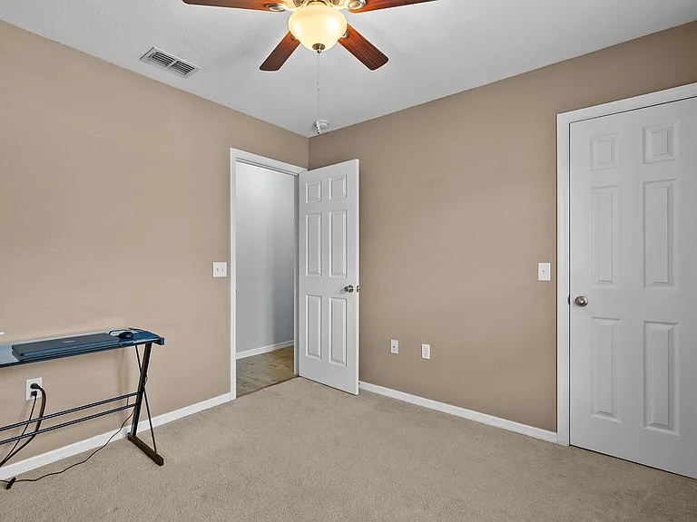 11366 Riddle Dr — Photo 37
