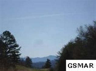 4 Sharp Rd #4, Sevierville, TN 37876