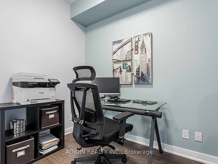 5180 Yonge St #612 — Photo 4