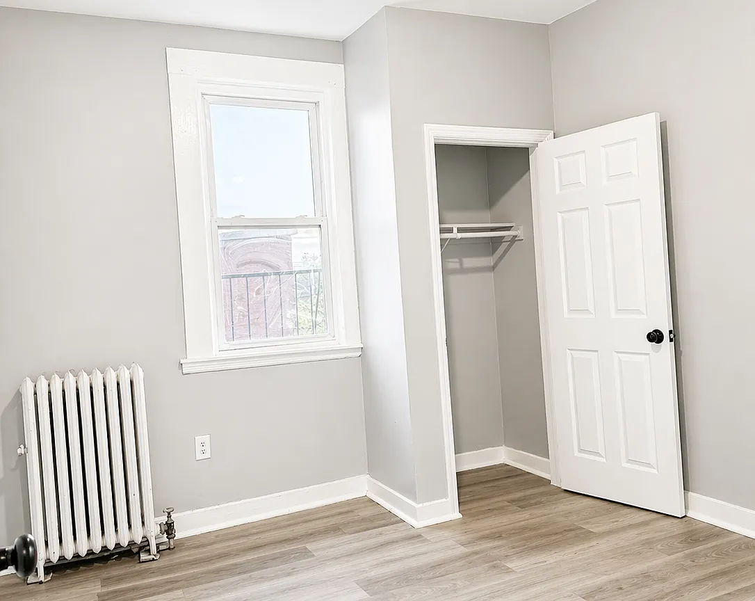 233 Littleton Ave #11 — photo 4 of 14