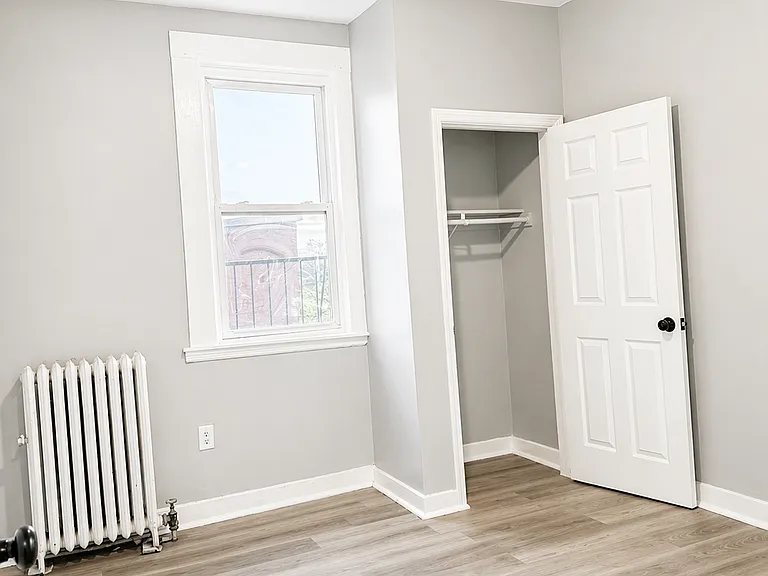 233 Littleton Ave #11 — Photo 5