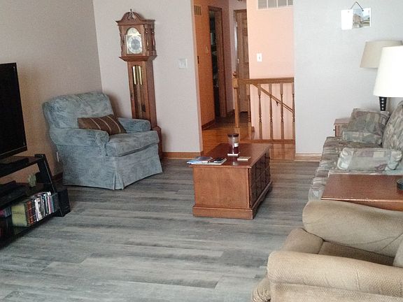 4th image of 1832 Trelawney Dr