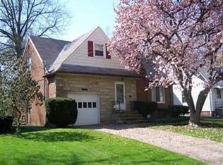 1388 Dorsh Rd, South Euclid, OH 44121