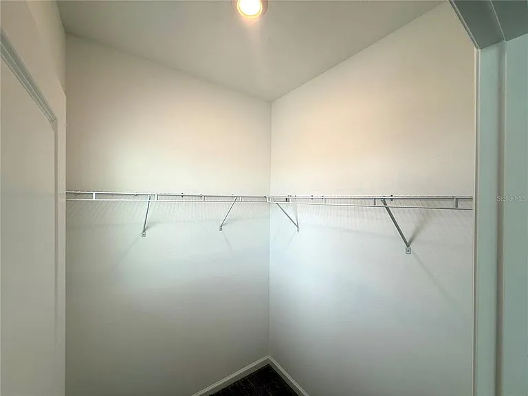 2970 Armstrong Ave — Photo 38