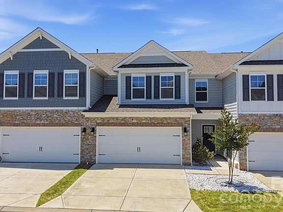 2nd image of 3911 Fairlady Ln