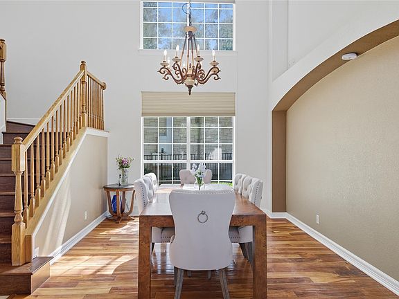 3rd image of 10608 Portrush Ct