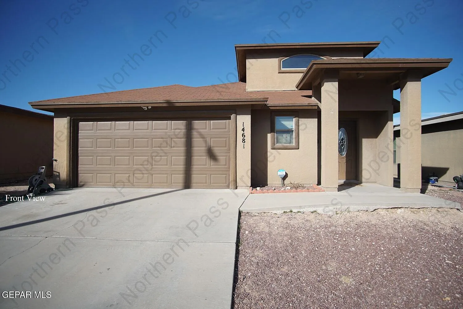 4 bed, 2.5 bath, 1802 sqft, $1,865 — Photo 2