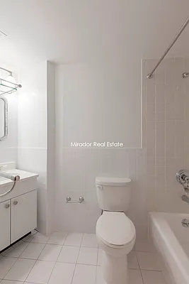 Rented by Mirador Real Estate | media 10