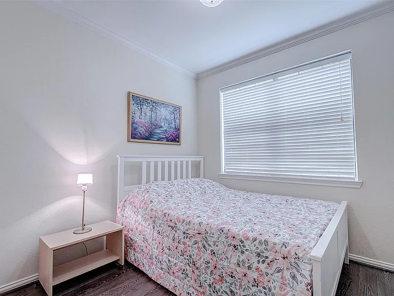 9400 Bellaire Blvd #202 — Photo 18