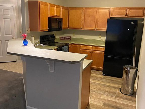 5th image of 3663 Chestnut Park Ln #1