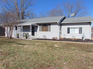 1427 Valley View Dr, Arnold, MO 63010