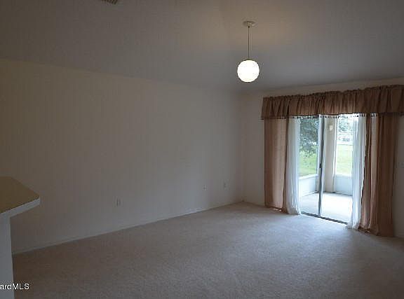 3rd image of 318 Macon Dr #0