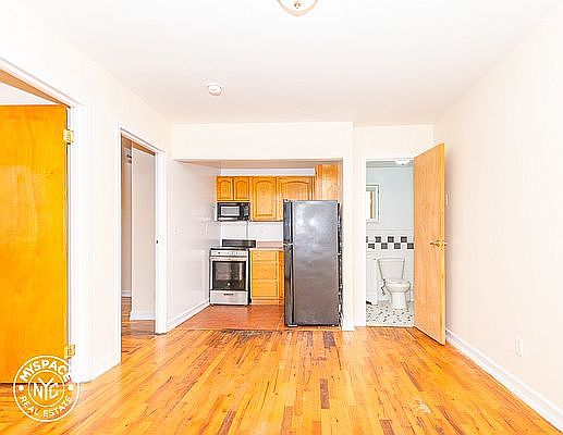 1st image of 150 Stanhope St #4S