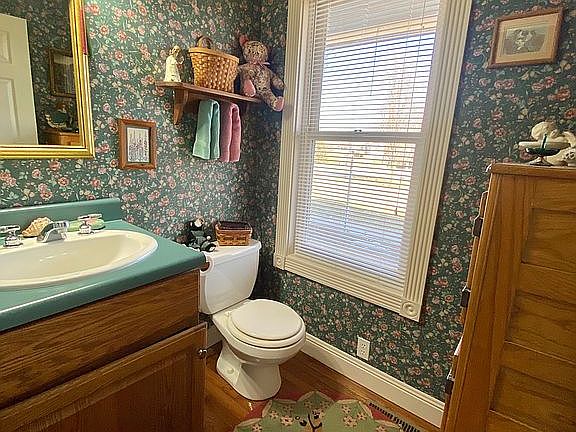 5th image of 17201 Woodland Lakes Dr