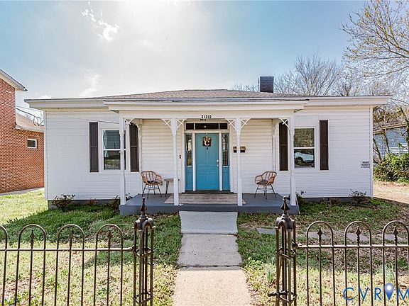 2nd image of 21310 Chesterfield Ave
