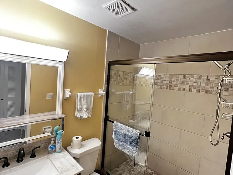 7104 Nantucket Cir #1 — Photo 20