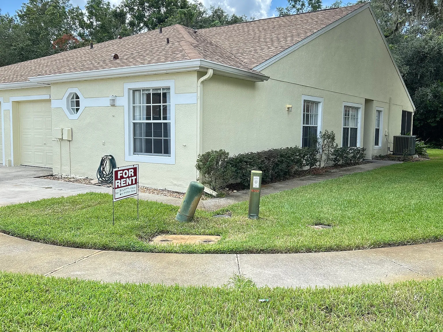 3 bed, 1391 sqft, $2,200 — Photo 1