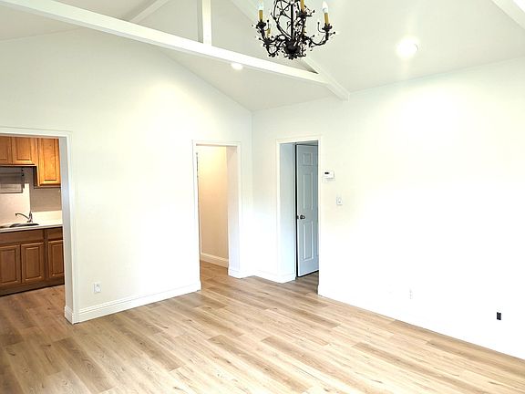 5th image of 1400 College Ave