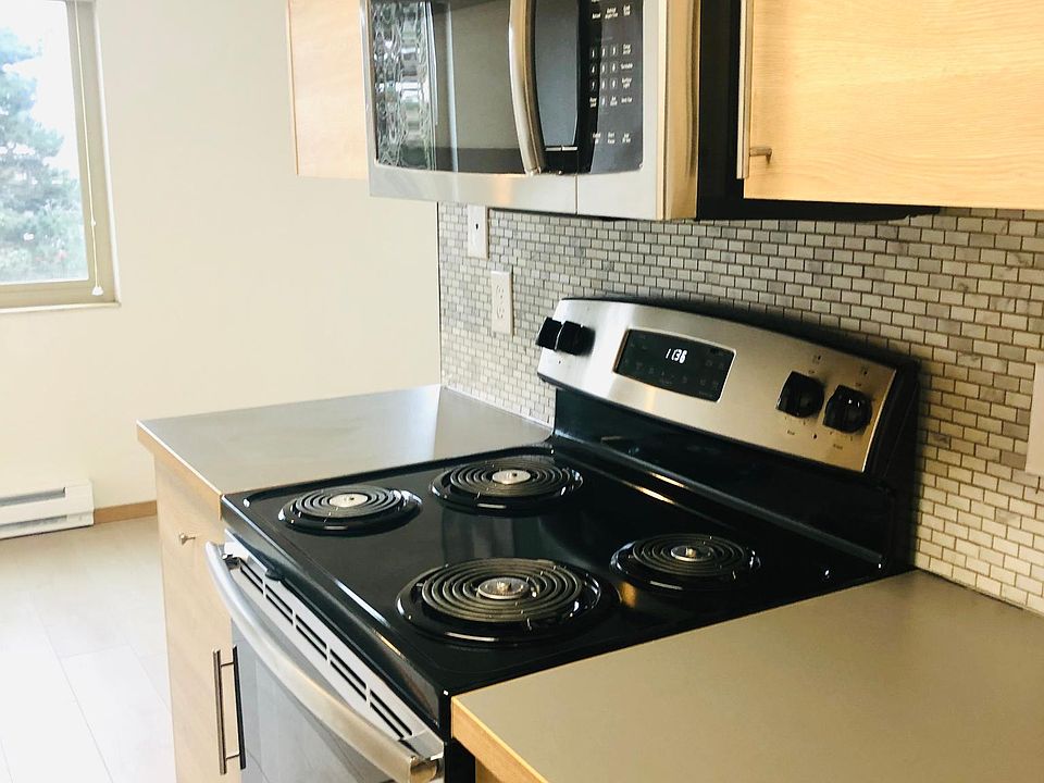 Newly updated appliances and cabinetry