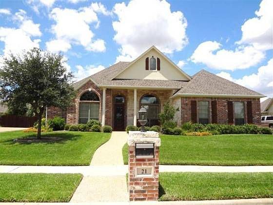 1st image of 21 Castle Bluff Ct