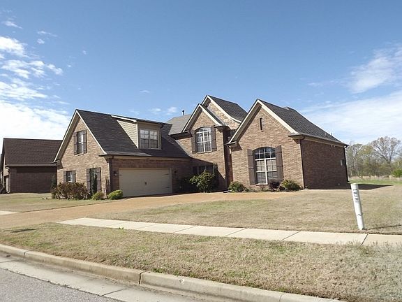 2nd image of 5149 Silver Peak Ln