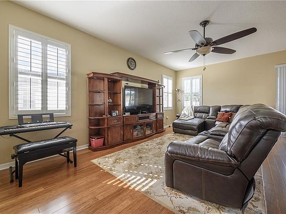 4th image of 2736 Walden Woods Dr