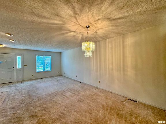 5th image of 605 Wexford Dr