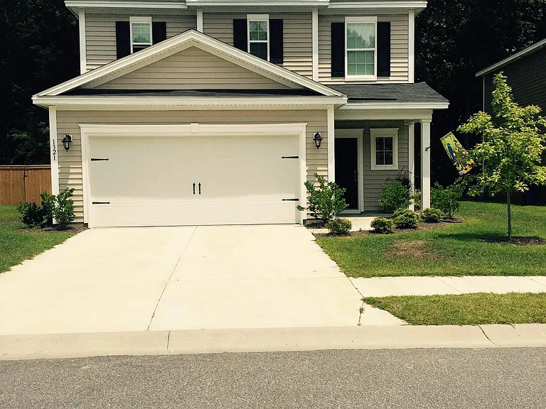 1321 Merchant Ct — Photo 1
