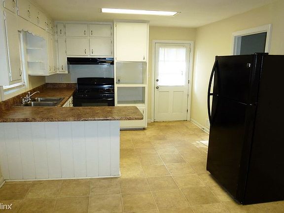 80110101_2271 Parkway Ct_Smyrna_GA_2017-2