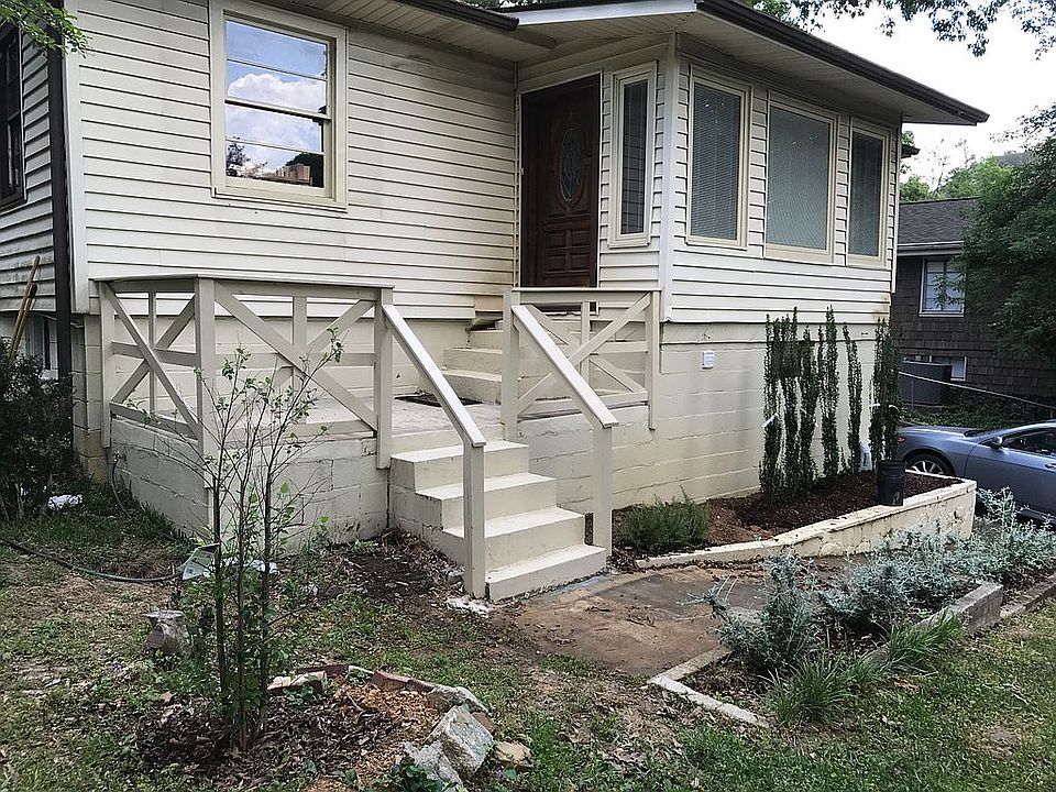 2nd image of 318 Redfern St
