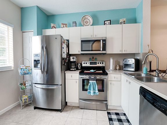 3rd image of 7909 N Tuscany Court #7909