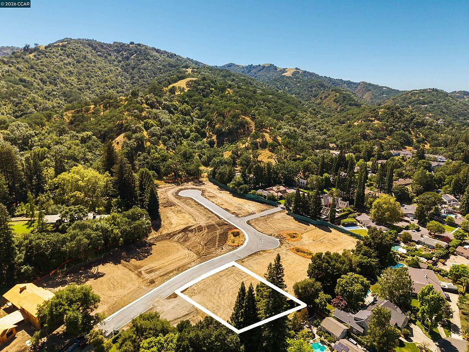 1st image of 70 Dot Dr