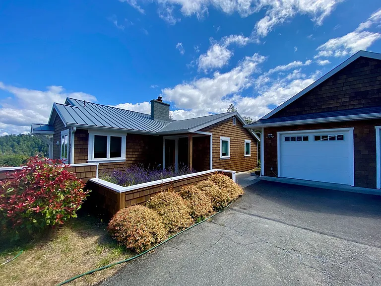 475 Harrison St — Photo 3